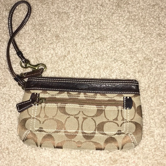 Coach Handbags - Brown coach wristlet Coach Handbags - Brown coach wristlet